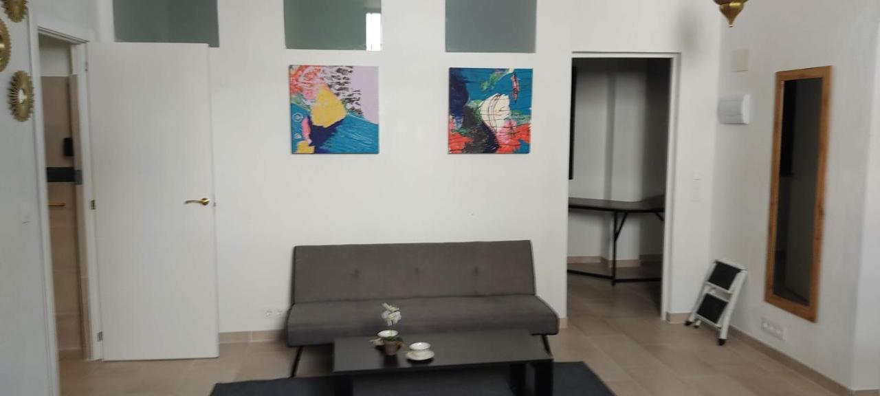 Azafran Jerez Estudio เฮเรซ เด ลาฟรอนเตรา ภายนอก รูปภาพ